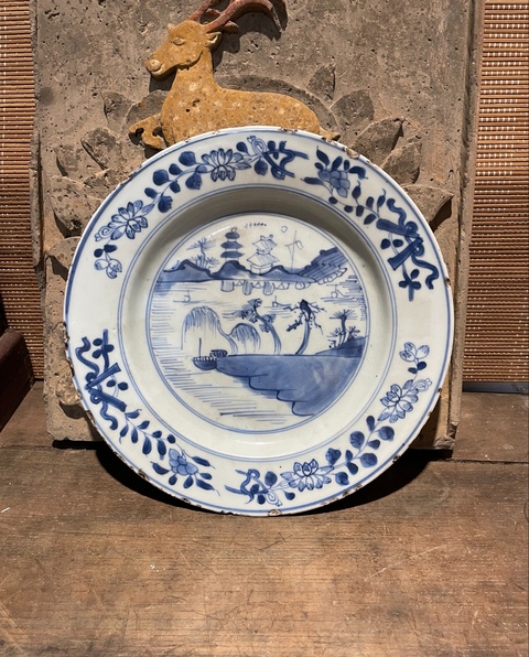 古玩陶瓷青花盤真品鑒賞圖