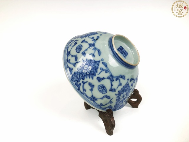 古玩陶瓷青花淡描花卉紋茶圓真品鑒賞圖