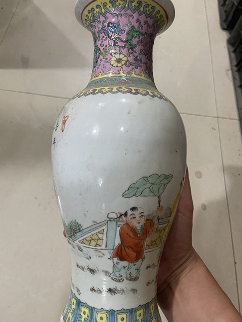 古玩陶瓷三娘教子圖粉彩觀音瓶真品鑒賞圖