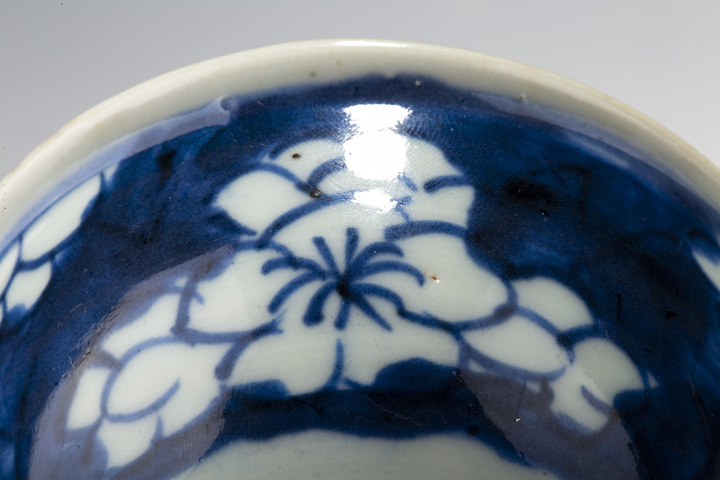 古玩陶瓷清康熙·青花留白冰梅紋高足杯拍賣,當前價格5800元