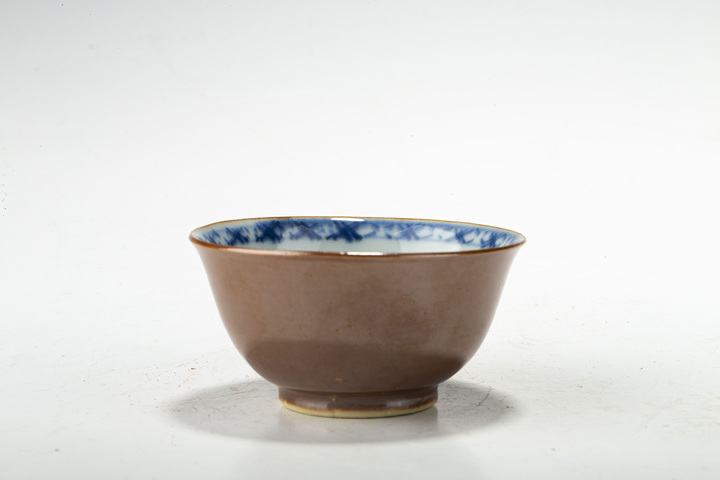 古玩陶瓷清康熙·外紫金釉內青花花竹紋杯真品鑒賞圖