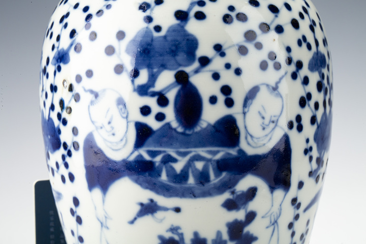 古玩陶瓷晚清·青花四海升平紋雞腿蓋瓶真品鑒賞圖