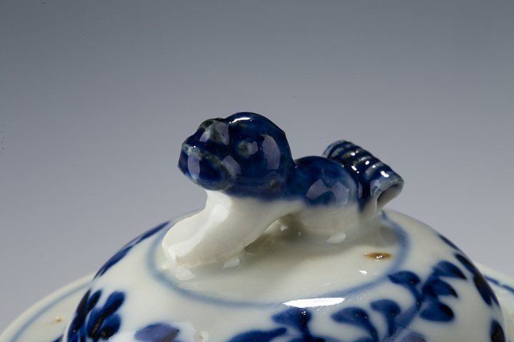 古玩陶瓷晚清·青花四海升平紋雞腿蓋瓶真品鑒賞圖