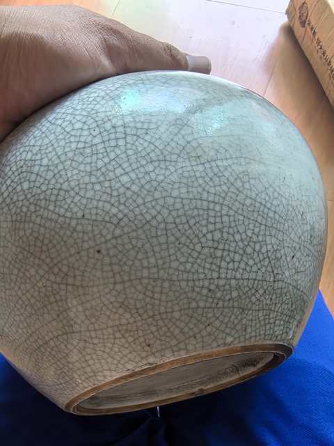 古玩陶瓷哥釉水呈真品鑒賞圖