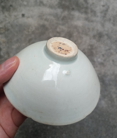 古玩陶瓷湖田窯青白釉葵口盞真品鑒賞圖