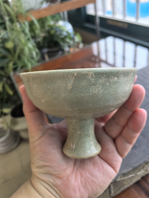 古玩陶瓷龍泉青瓷高足杯真品鑒賞圖