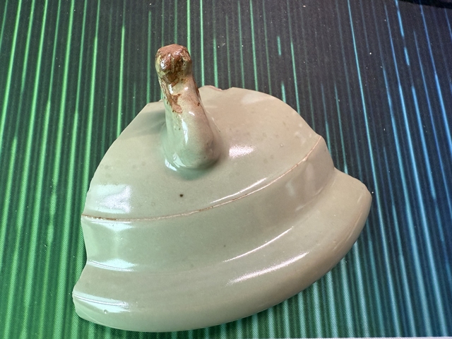 古玩陶瓷青瓷爐標本真品鑒賞圖