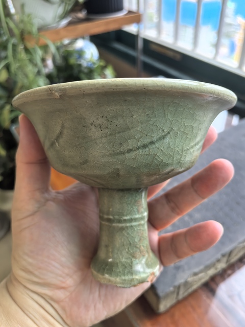 古玩陶瓷龍泉青瓷刻花高足杯真品鑒賞圖