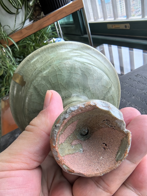 古玩陶瓷龍泉青瓷刻花高足杯真品鑒賞圖