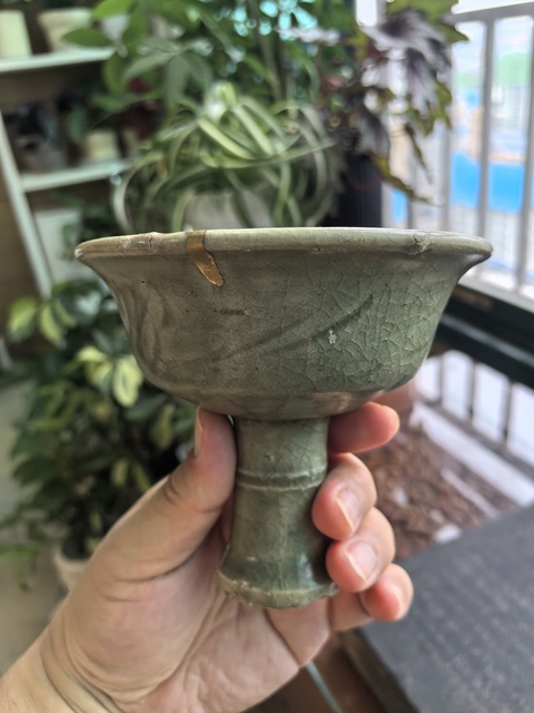 古玩陶瓷龍泉青瓷刻花高足杯真品鑒賞圖