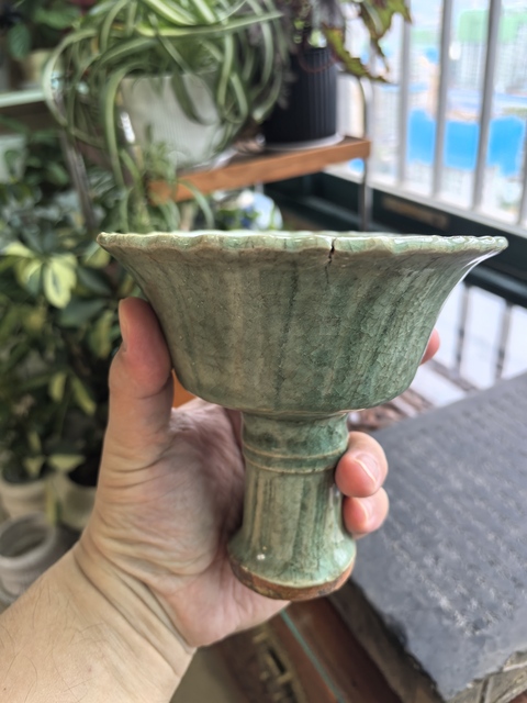 古玩陶瓷龍泉青瓷刻花高足杯真品鑒賞圖