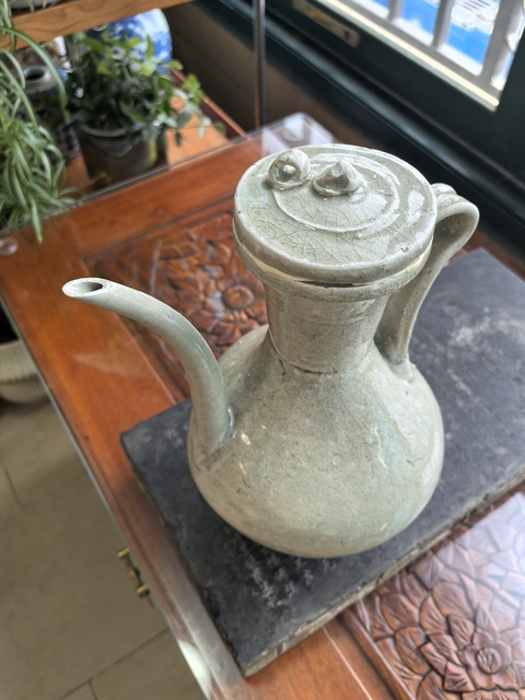 古玩陶瓷青釉執(zhí)壺真品鑒賞圖
