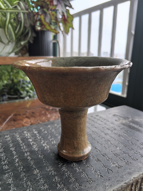 古玩陶瓷龍泉青瓷刻花高足杯真品鑒賞圖