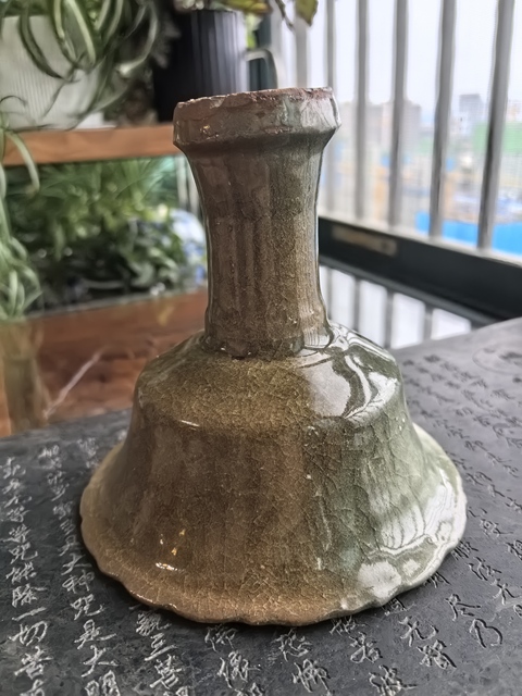 古玩陶瓷龍泉青瓷刻花高足杯真品鑒賞圖