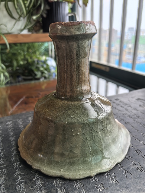 古玩陶瓷龍泉青瓷刻花高足杯真品鑒賞圖