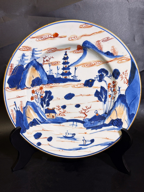 古玩陶瓷青花礬紅山水人物盤真品鑒賞圖