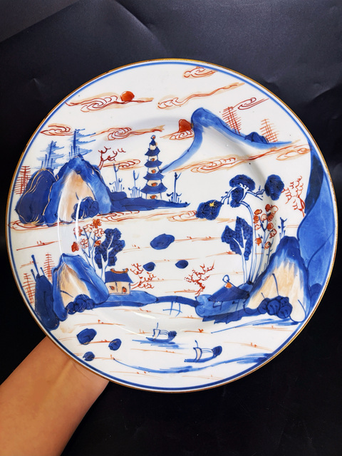 古玩陶瓷青花礬紅山水人物盤真品鑒賞圖