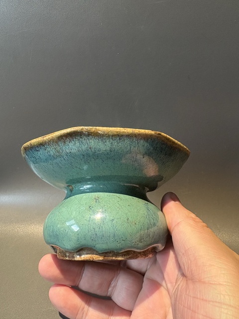 古玩陶瓷鈞釉渣斗真品鑒賞圖