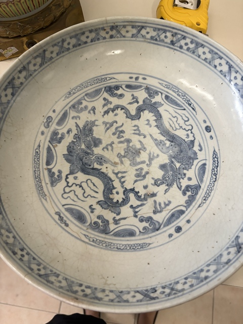 古玩陶瓷青花盤真品鑒賞圖