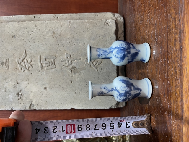 古玩陶瓷清康熙 小瓶一對真品鑒賞圖