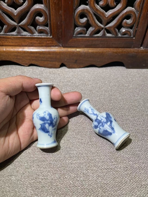 古玩陶瓷清康熙 小瓶一對真品鑒賞圖