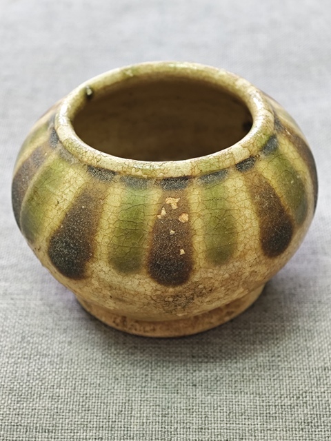 古玩陶瓷水呈真品鑒賞圖