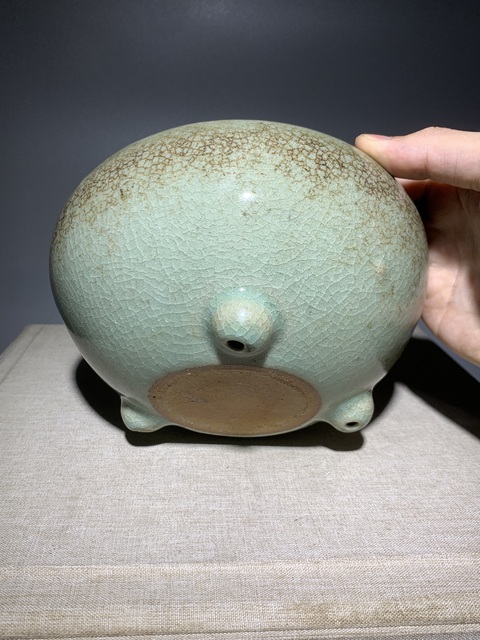 古玩陶瓷郎窖綠釉三足香爐真品鑒賞圖
