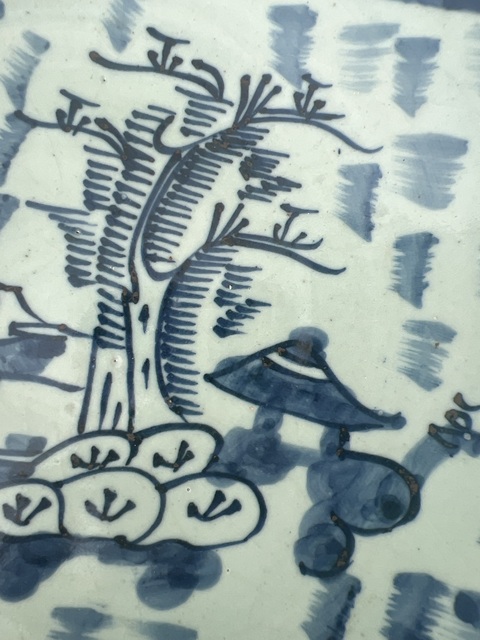 古玩陶瓷豆青釉青花山水人物盤真品鑒賞圖