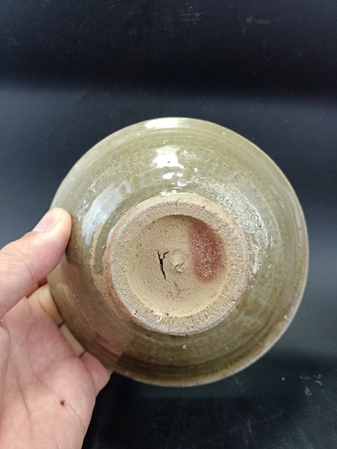 古玩陶瓷龍泉青瓷碗真品鑒賞圖