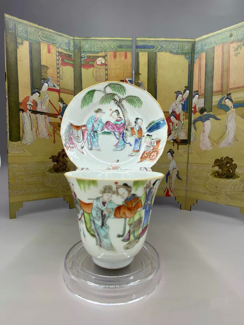 古玩陶瓷粉彩西廂記紋杯碟真品鑒賞圖