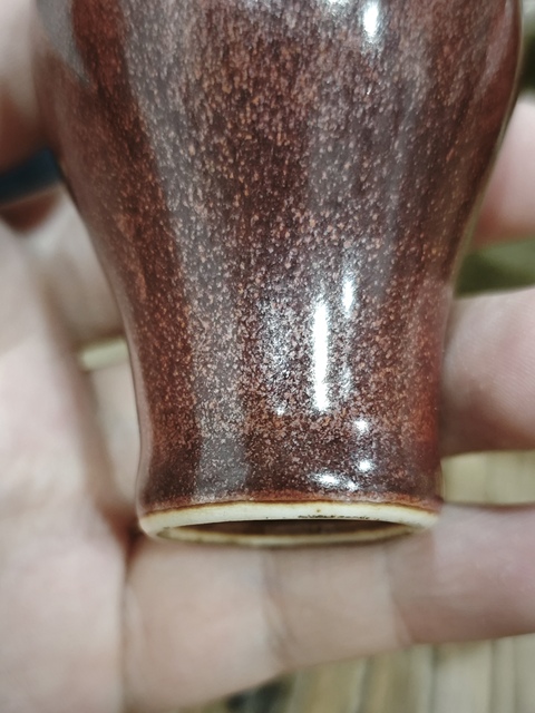 古玩陶瓷紅釉梅瓶式鼻煙壺真品鑒賞圖