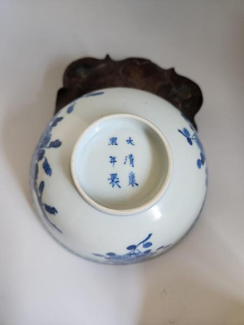古玩陶瓷青花碗真品鑒賞圖