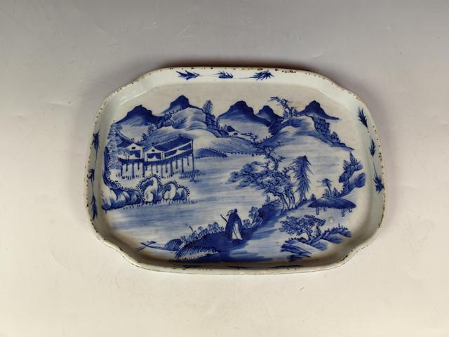 古玩陶瓷清中晚風(fēng)景山水人物紋青花茶盤真品鑒賞圖