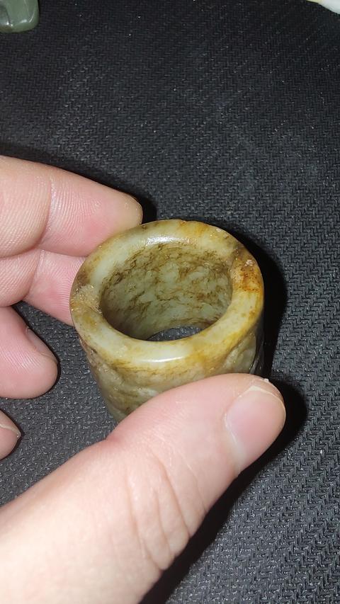 古玩玉器提油仿古“玉扳指”真品鑒賞圖