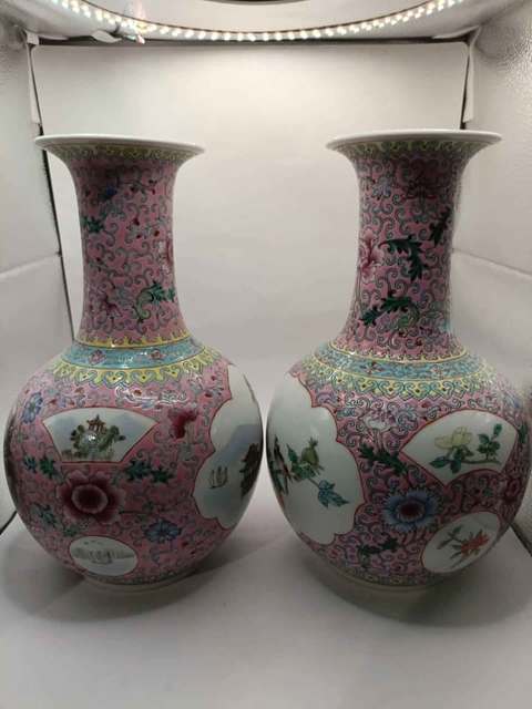 古玩陶瓷粉彩開窗花卉花鳥紋賞瓶真品鑒賞圖