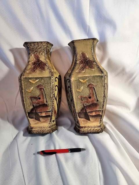 古玩陶瓷黑陶帶彩六方瓶一對真品鑒賞圖