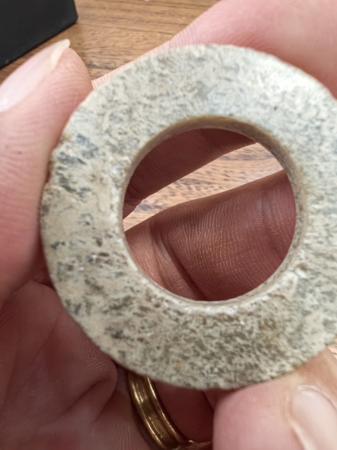 古玩玉器地方料玉環真品鑒賞圖