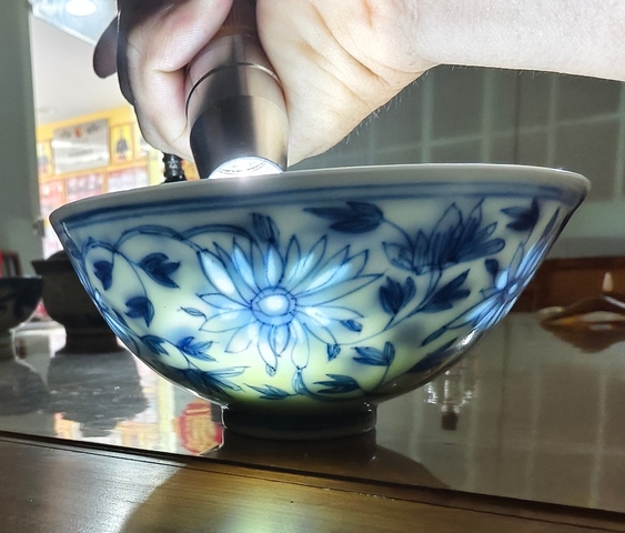古玩陶瓷嘉慶 青花玲瓏蓋碗真品鑒賞圖