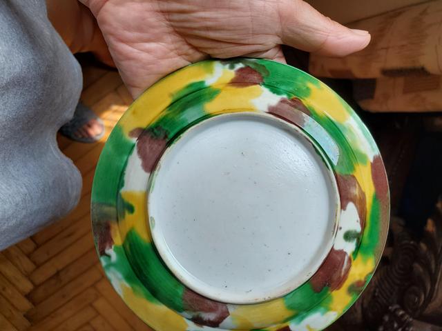 古玩陶瓷虎皮三彩折沿盤真品鑒賞圖