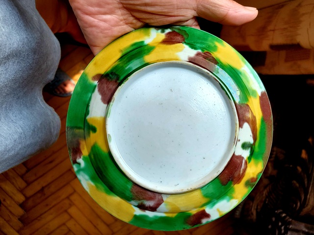 古玩陶瓷虎皮三彩折沿盤真品鑒賞圖