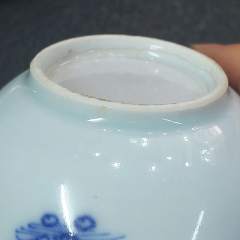 古玩陶瓷青花壽松圖茶杯真品鑒賞圖