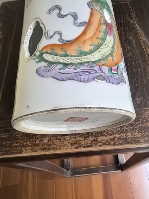 古玩陶瓷無雙譜粉彩帽筒真品鑒賞圖