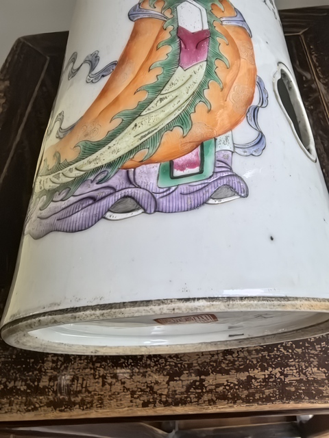古玩陶瓷無雙譜粉彩帽筒真品鑒賞圖