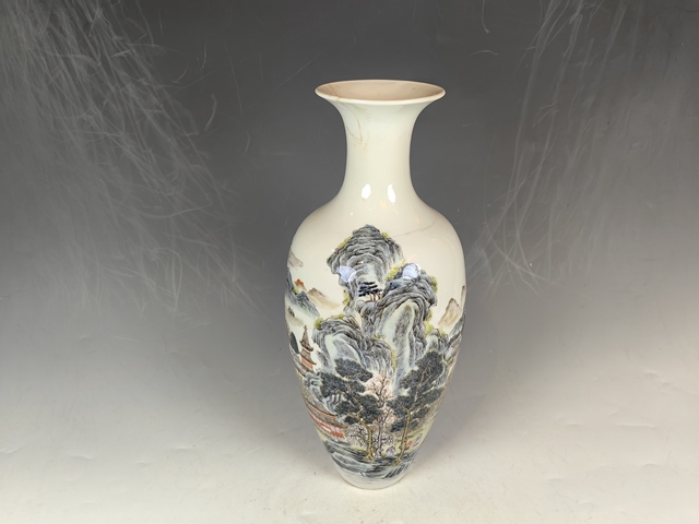 古玩陶瓷民國風景山水人物紋粉彩觀音瓶真品鑒賞圖