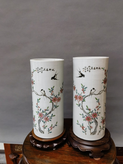 古玩陶瓷粉彩花鳥紋帽筒真品鑒賞圖