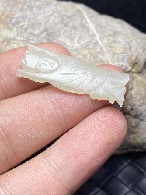 古玩玉器和田玉雕“人物花片”真品鑒賞圖