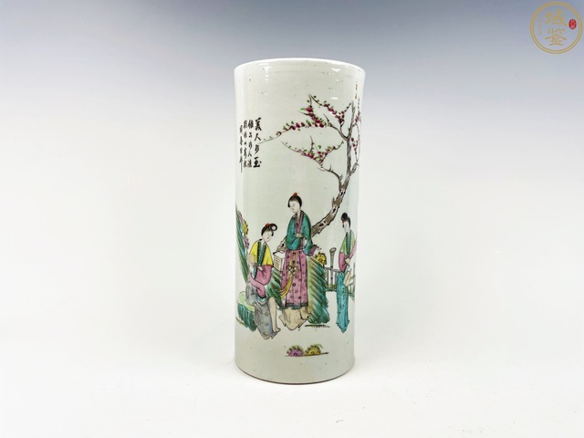 古玩陶瓷民國粉彩侍女帽筒真品鑒賞圖