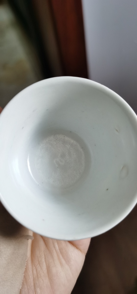 古玩陶瓷魚藻紋青花杯真品鑒賞圖