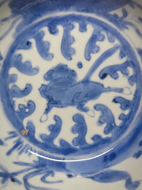 古玩陶瓷青花飛馬蘆雁圖淺盤真品鑒賞圖