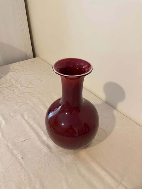 古玩陶瓷紅釉瓶真品鑒賞圖
